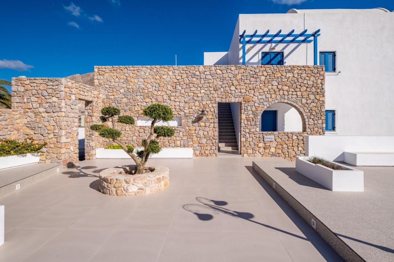 Margarenia Aparthotel Perissa (Santorini)