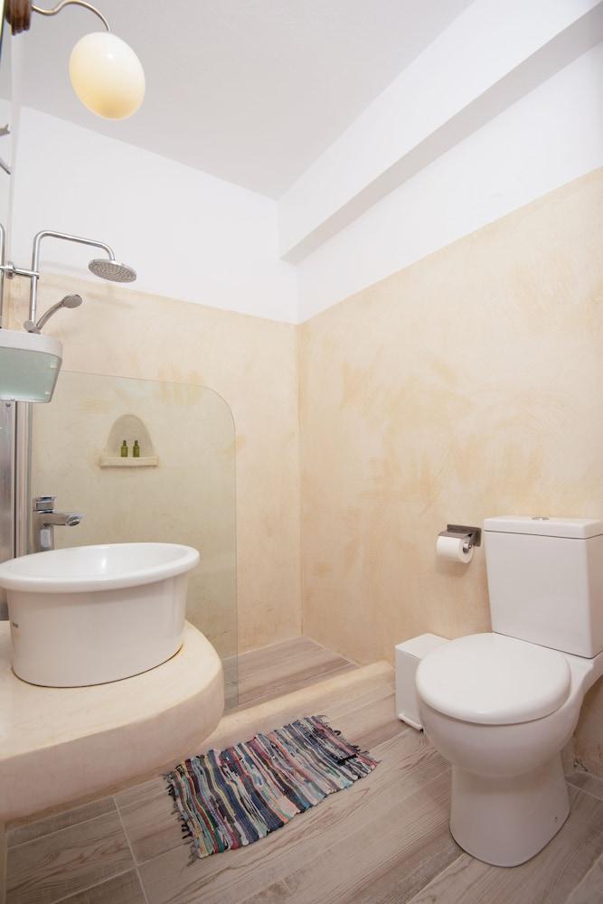 Markezinis Hotel Perivolos (Santorini)