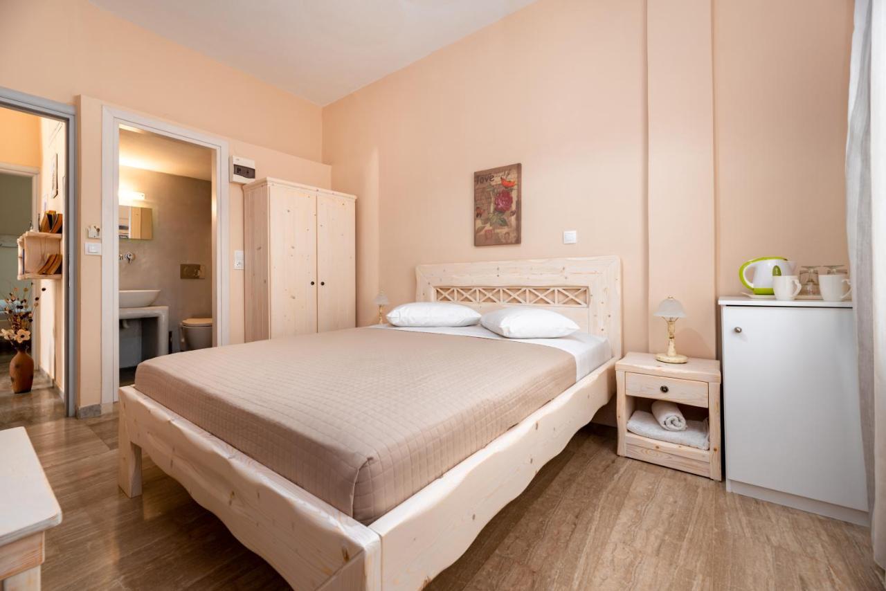 Aparthotel Aegeon Megalochori (Santorini)