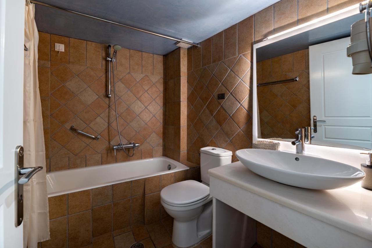 Hotel Seaside Breeze 2*