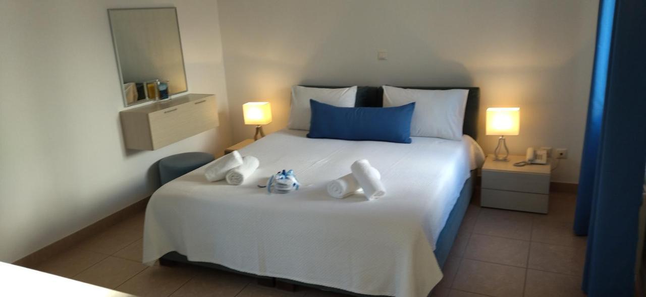 Atrium Guest house Fira (Santorini)