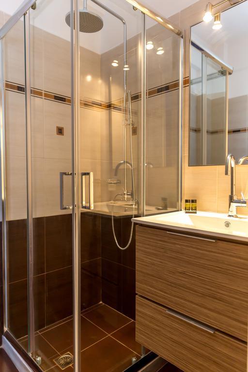 Sigal Apartment