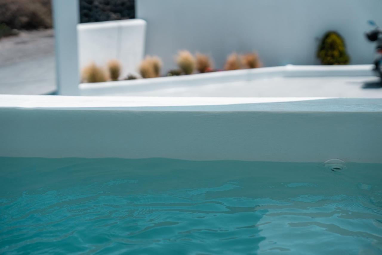 Leon Luxury 5* Imerovigli (Santorini)
