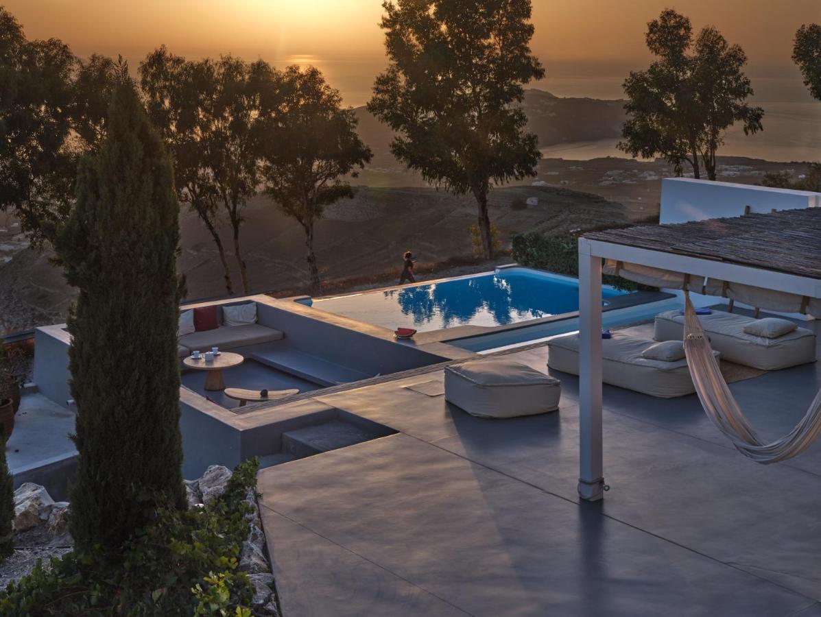Santorini Heights Pyrgos Kallistis
