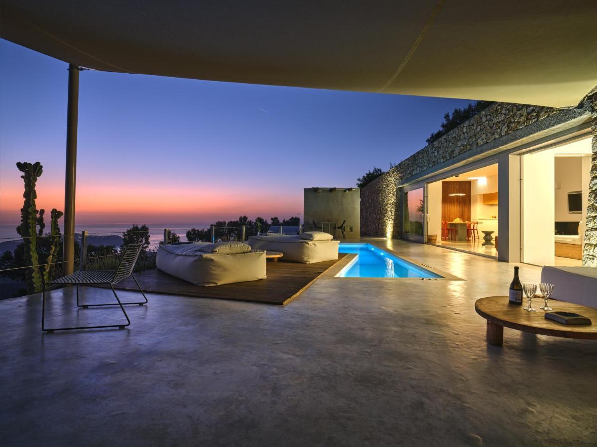 Santorini Heights *