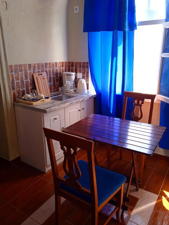 Loukas Kontos Traditional House *