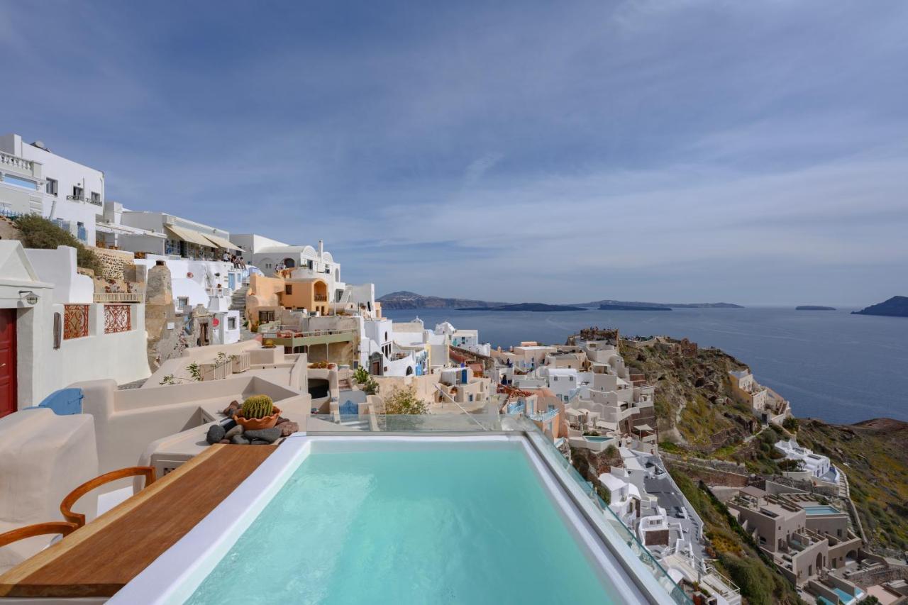 Nano Villa Oia (Santorini)