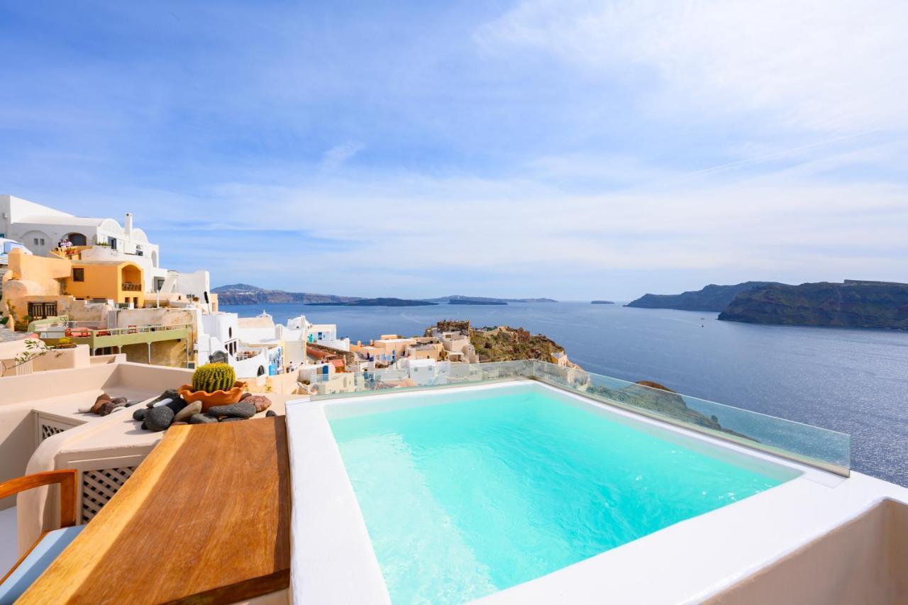 Nano * Oia (Santorini)