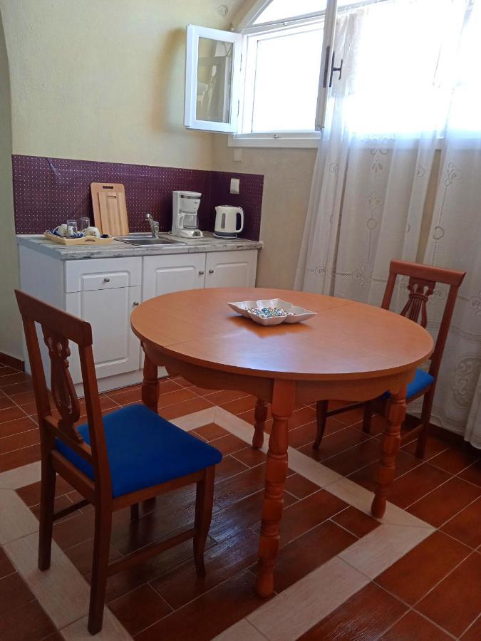 Loukas Kontos Traditional House Holiday home Emporio (Santorini)
