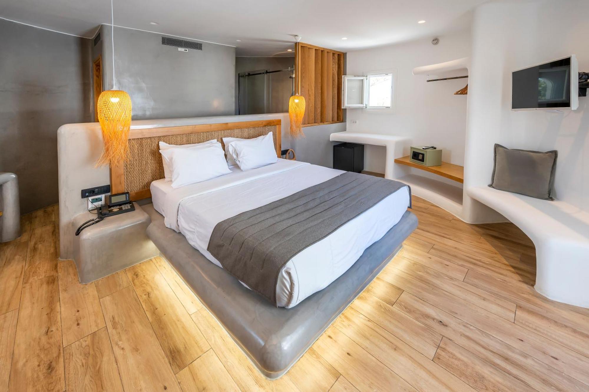 Hotel Smy Mediterranean White Santorini (adults Only)