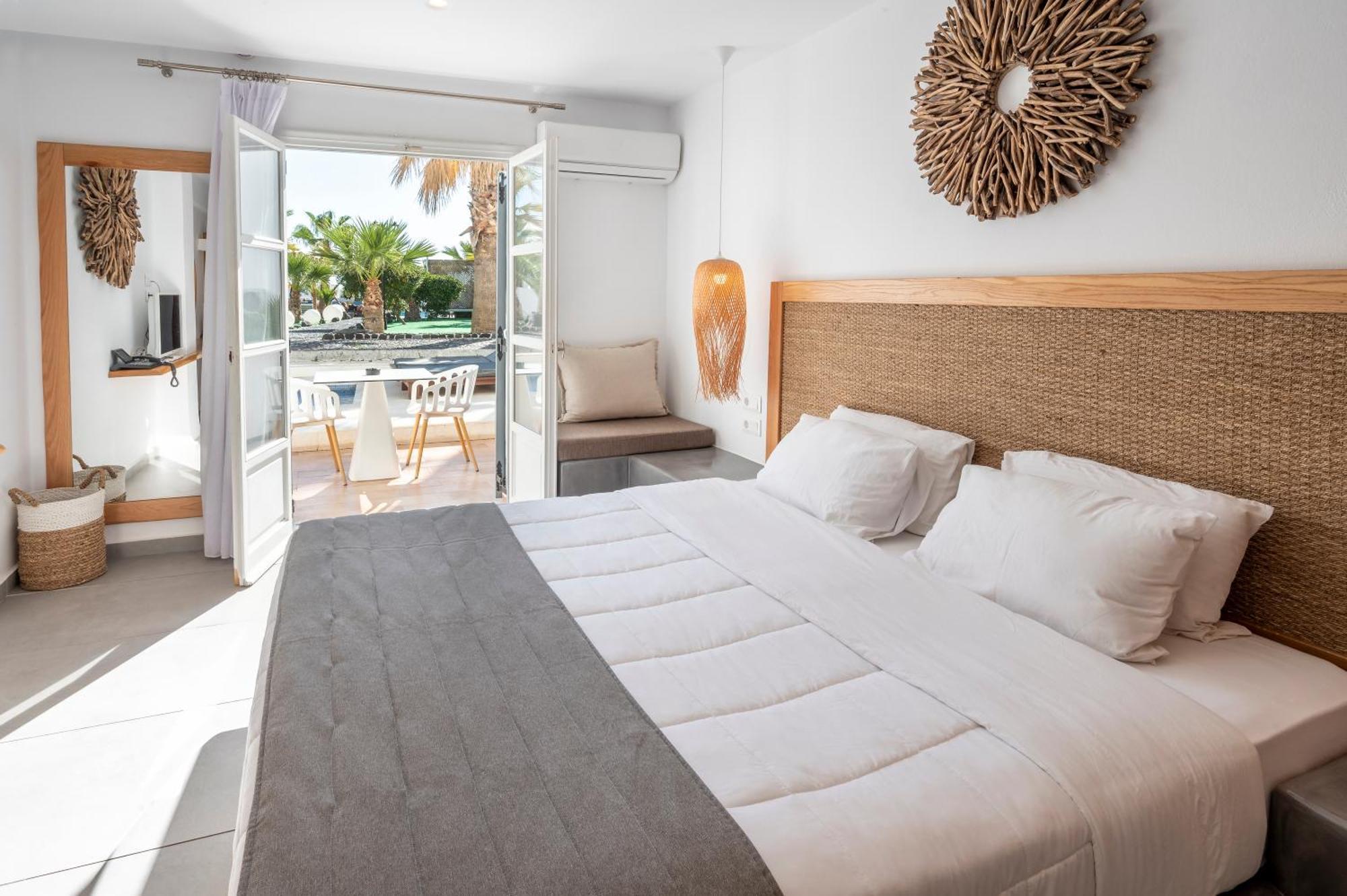 Hotel Smy Mediterranean White Santorini (adults Only)