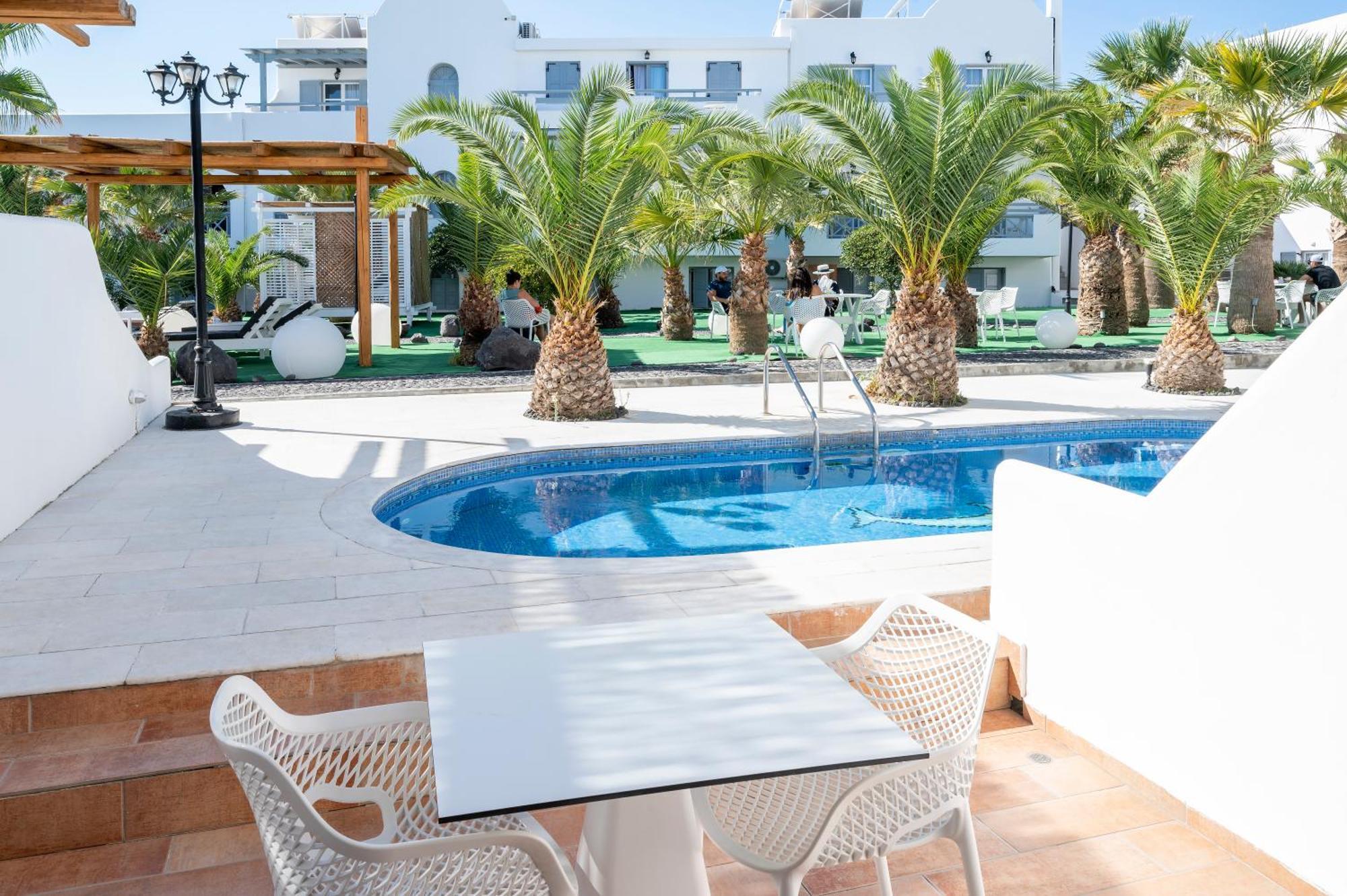 Smy Mediterranean White Santorini (adults Only) Hotel Kamari (Santorini)