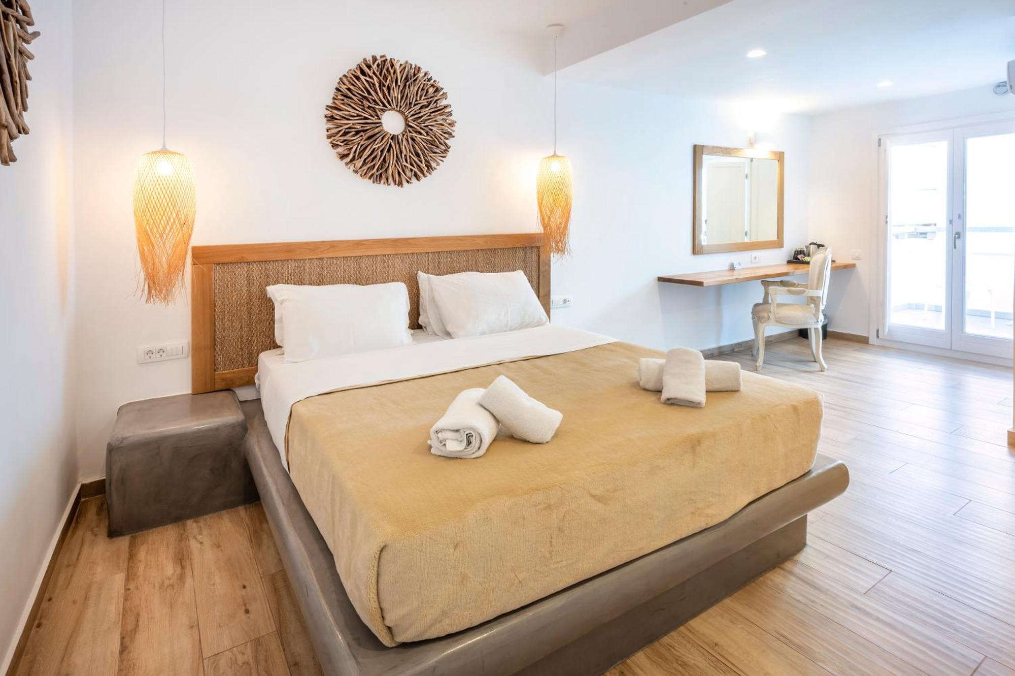 Smy Mediterranean White Santorini (adults Only) Hotel 4*