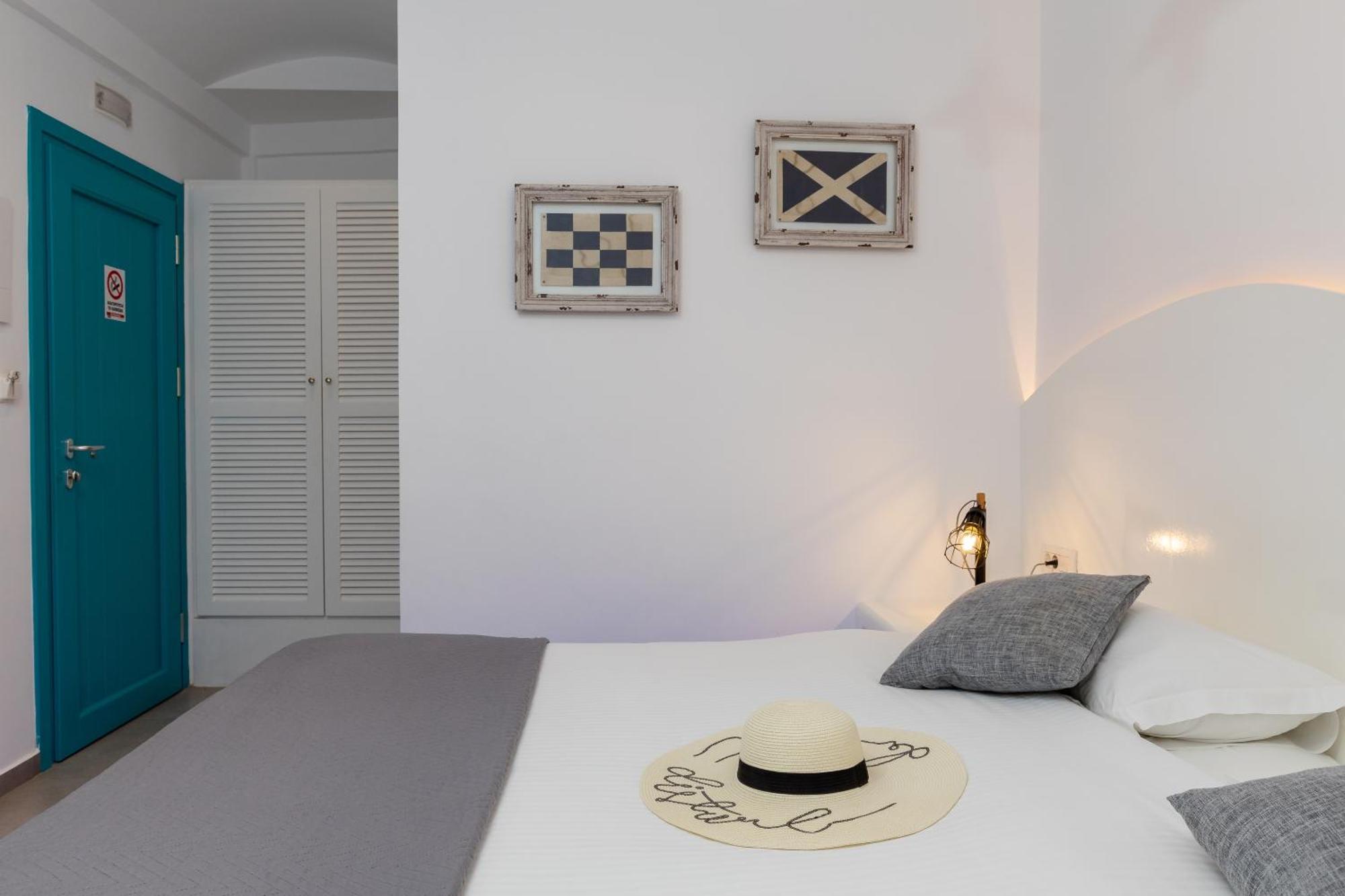 Hotel Nikolas Karterados (Santorini)