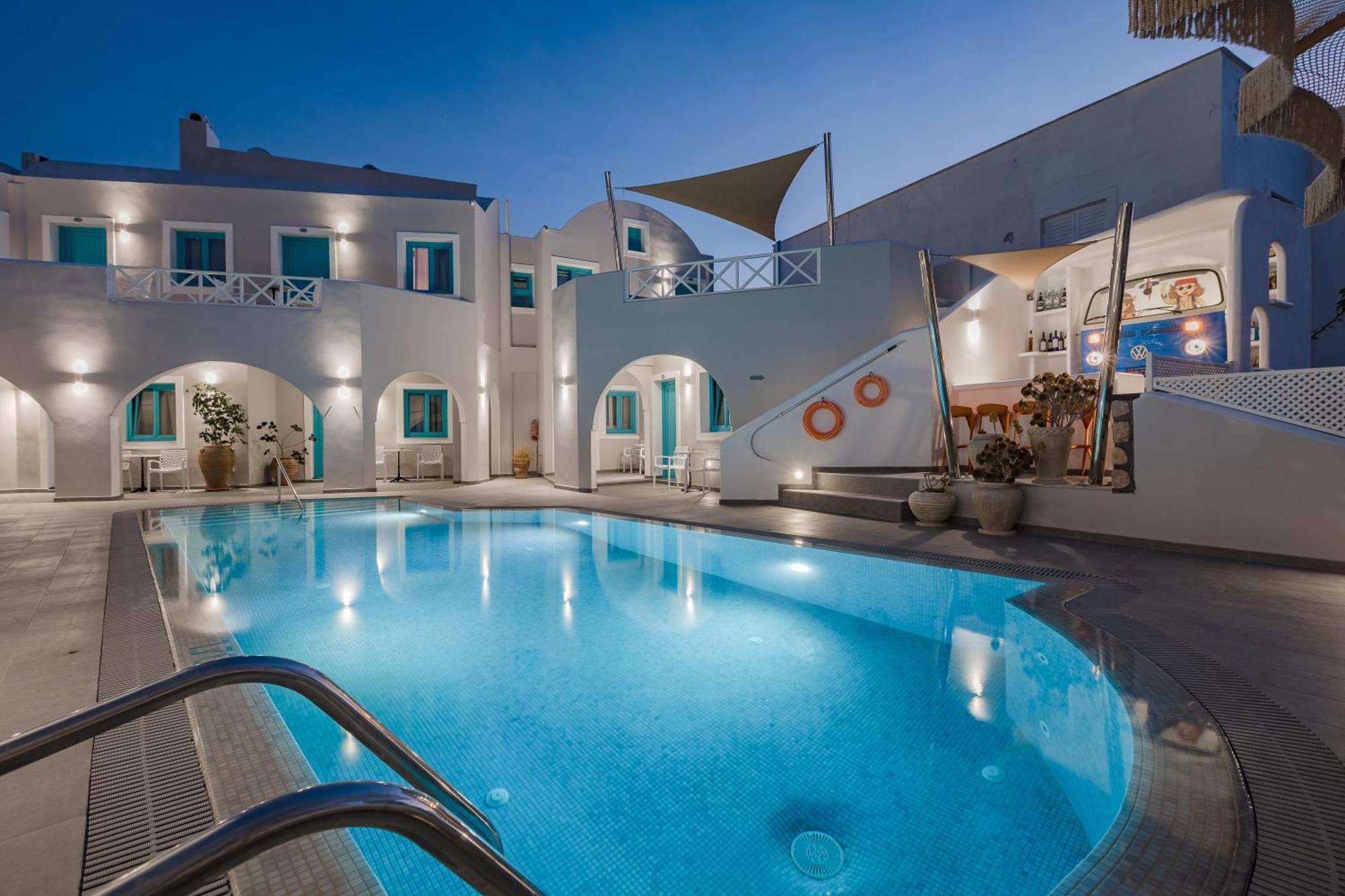 Nikolas Hotel