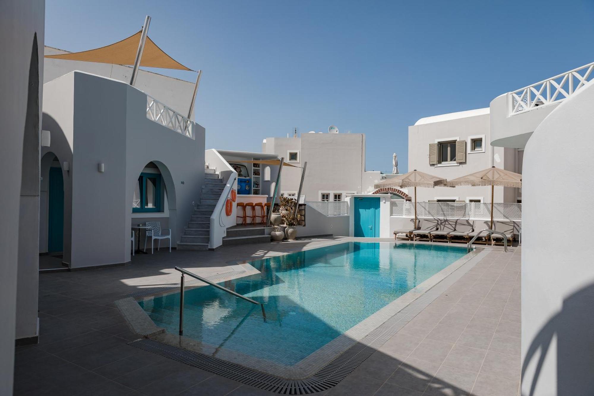 Nikolas Hotel