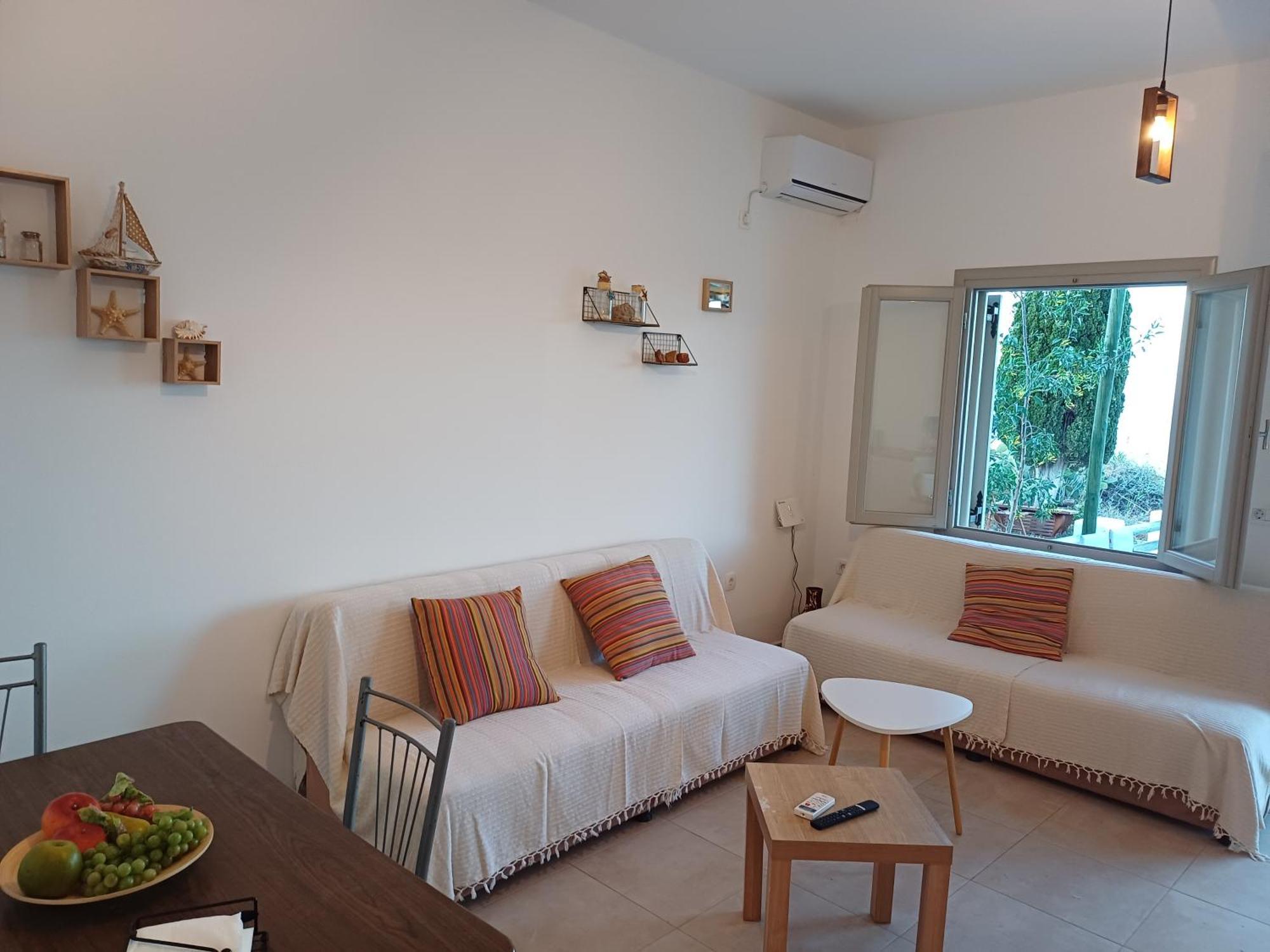 'irene' Cycladic House With Sunrise And Sea View! Foinikia (Santorini)