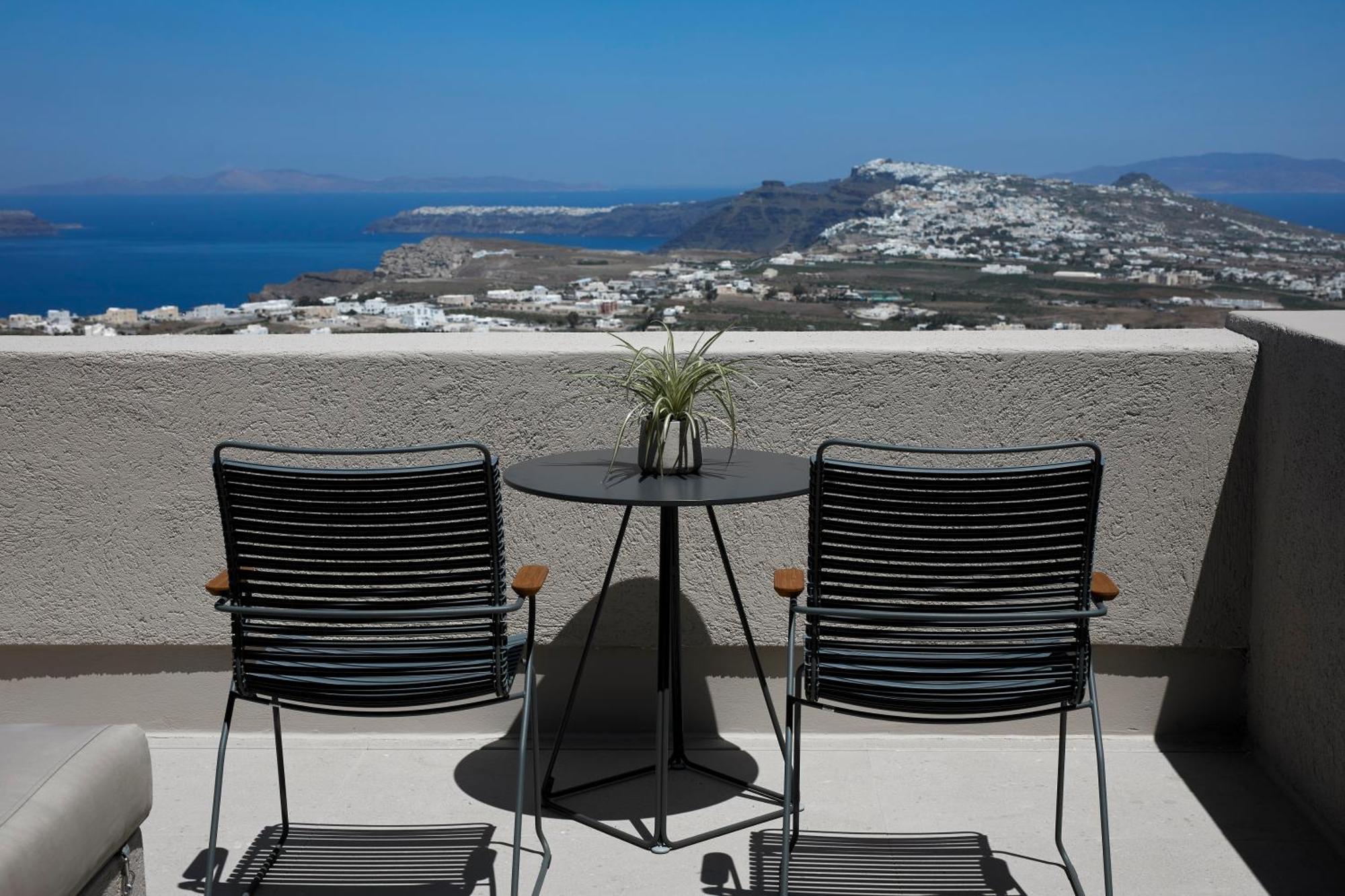 Aparthotel Halcyon Days Pyrgos Kallistis