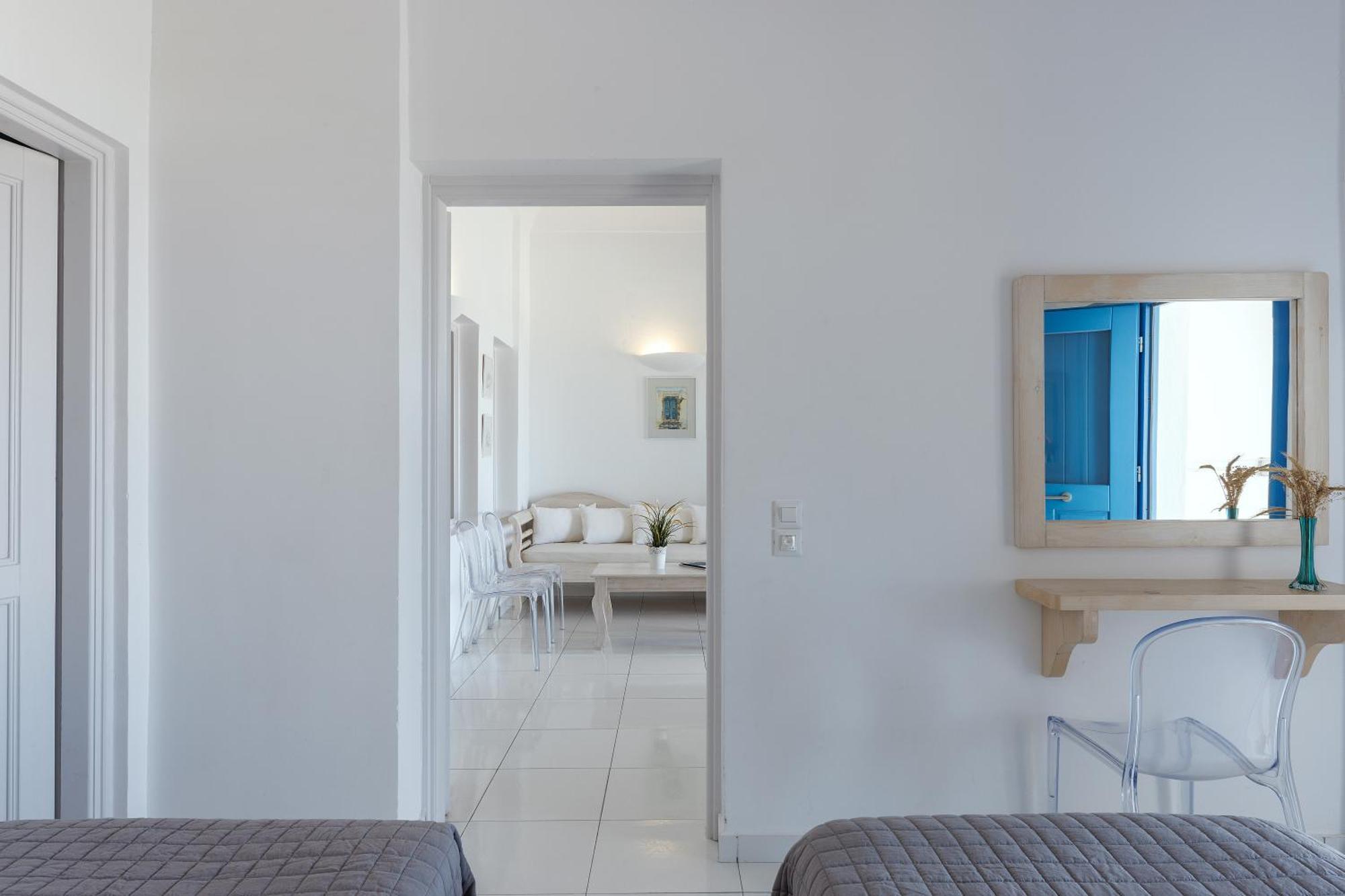 Zatrikion Santorini Villa Pyrgos Kallistis
