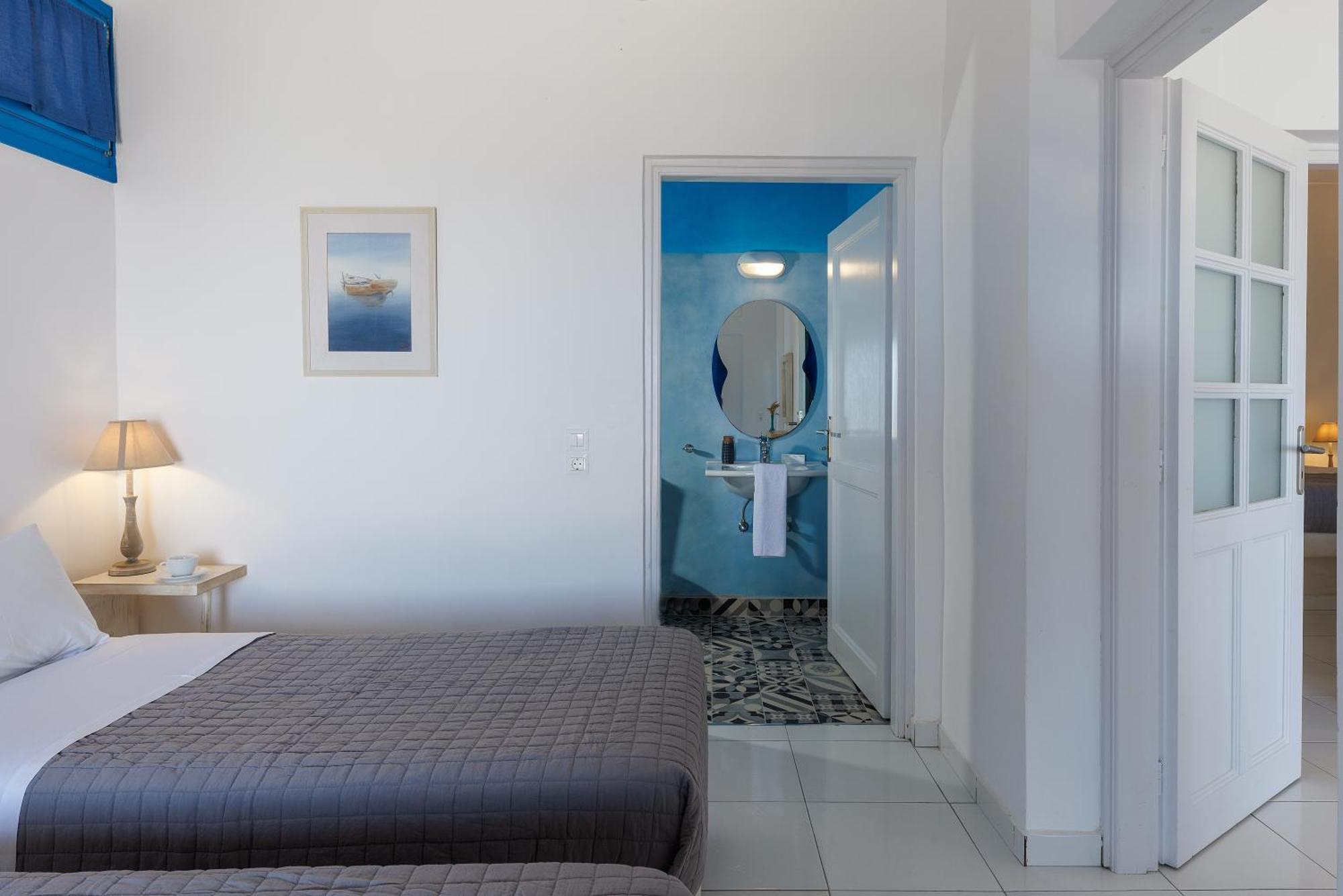 Zatrikion Santorini Villa Pyrgos Kallistis