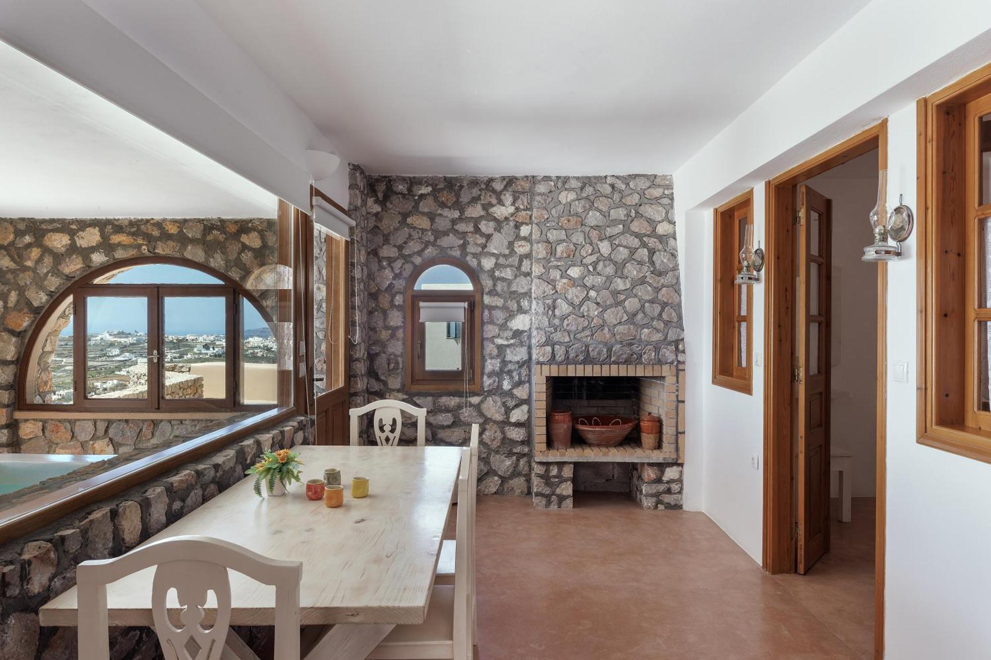 Villa Zatrikion Santorini Pyrgos Kallistis