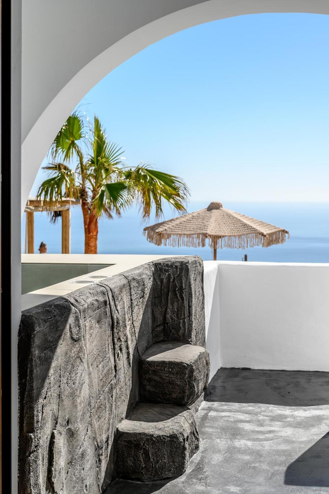 Leon Luxury Aparthotel 5*