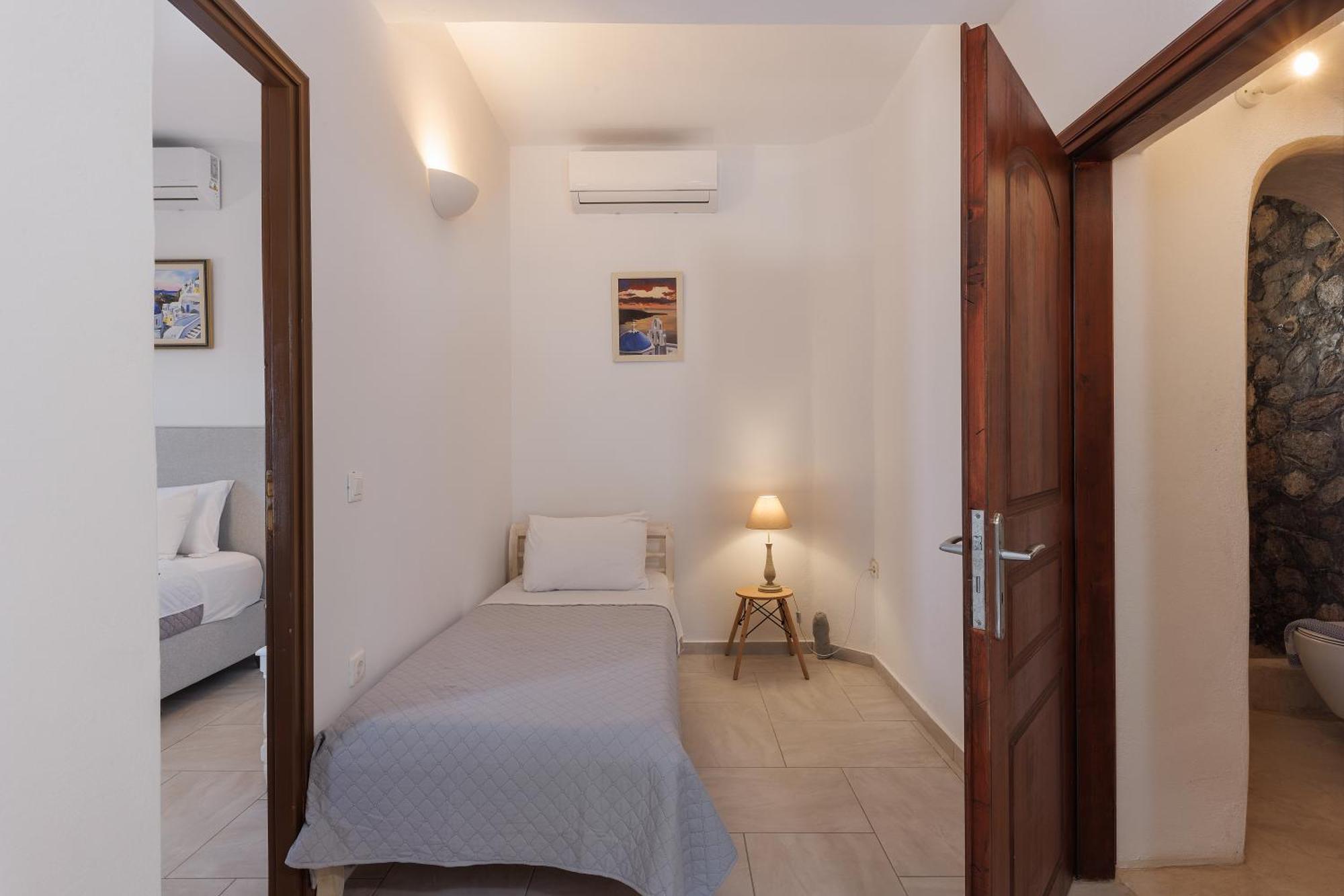 Villa Zatrikion Santorini
