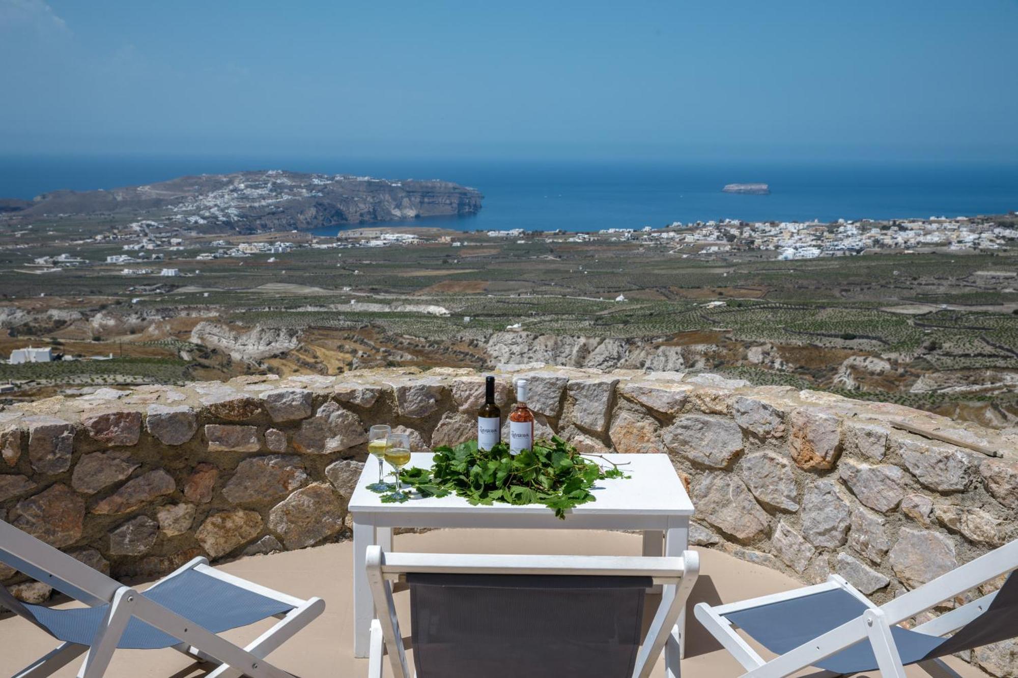 Zatrikion Santorini *