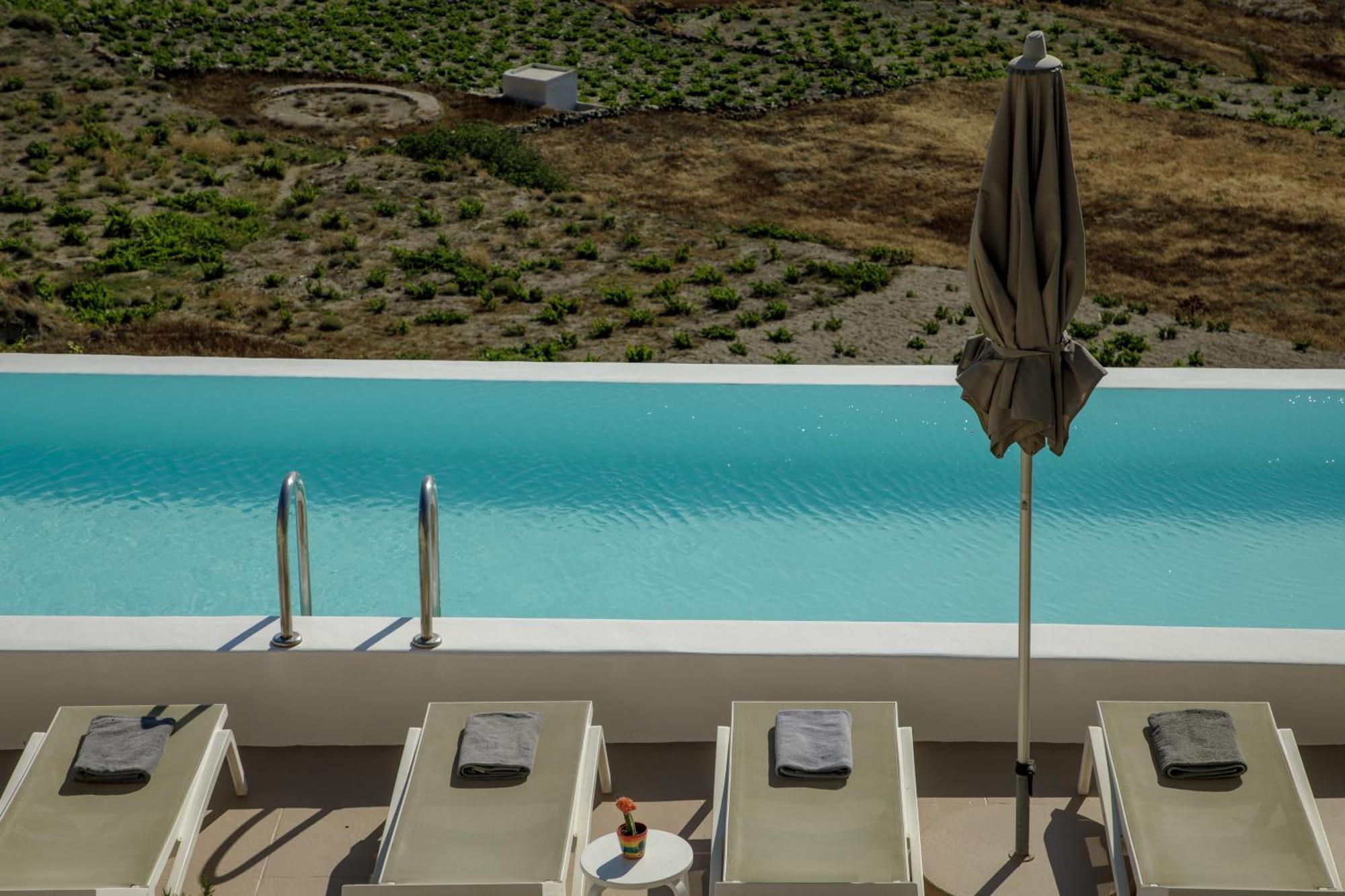 Zatrikion Santorini