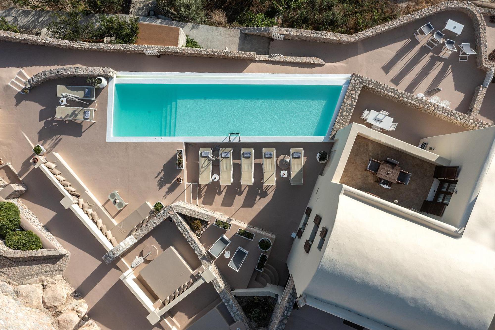 Villa Zatrikion Santorini Pyrgos Kallistis