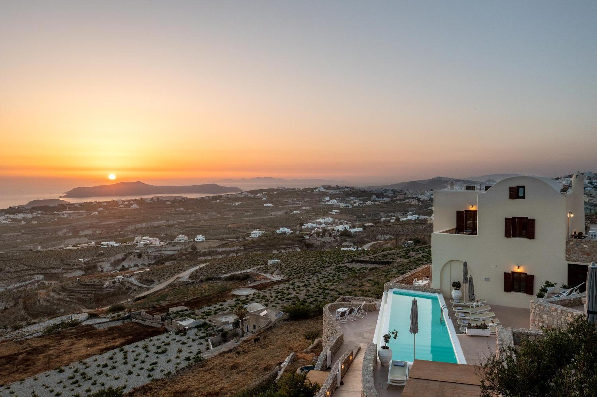 Zatrikion Santorini *