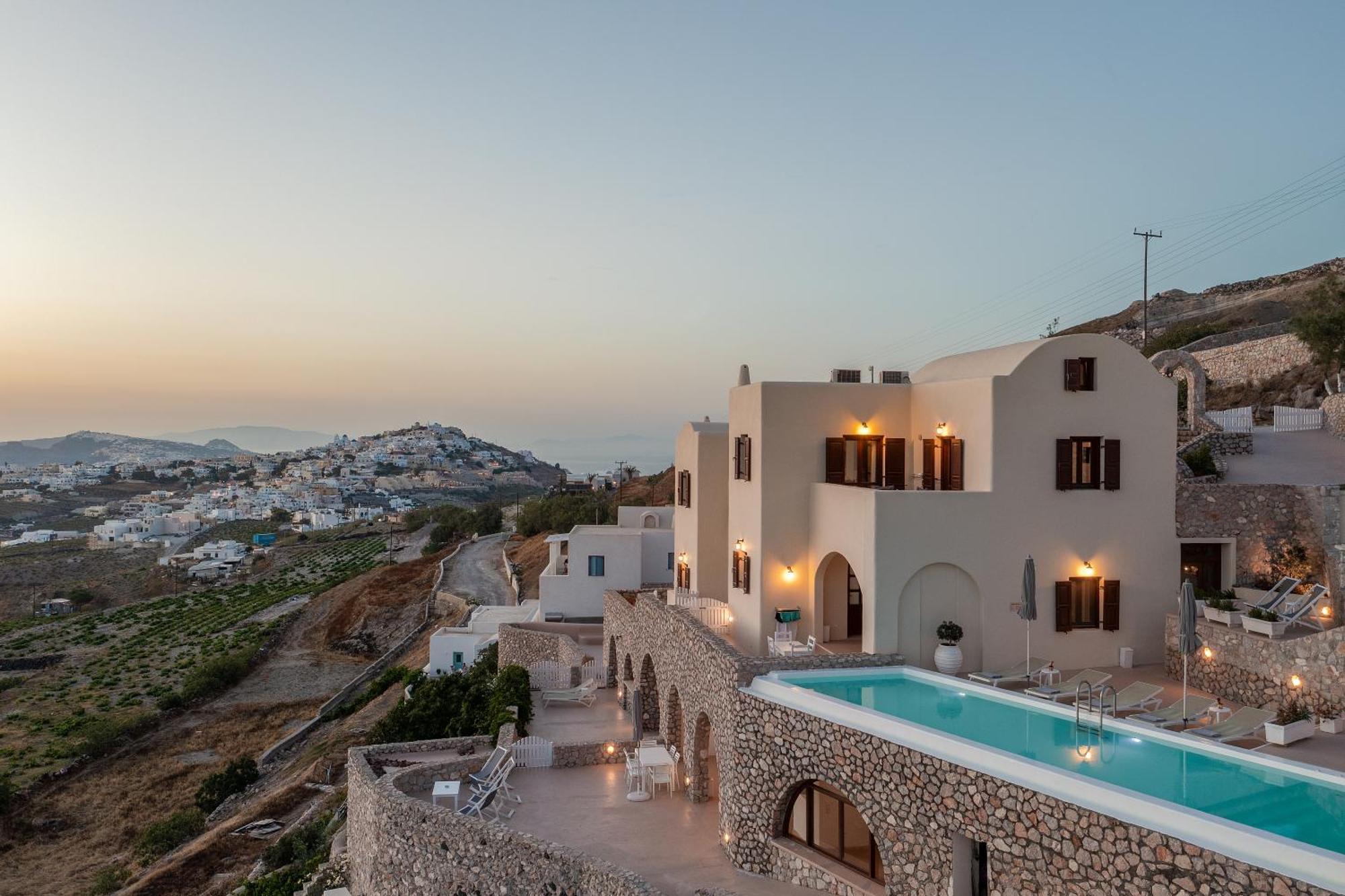 Zatrikion Santorini *