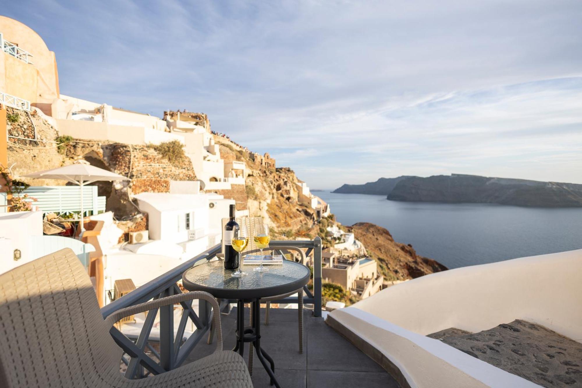 Apartment White Side Oia (Santorini)