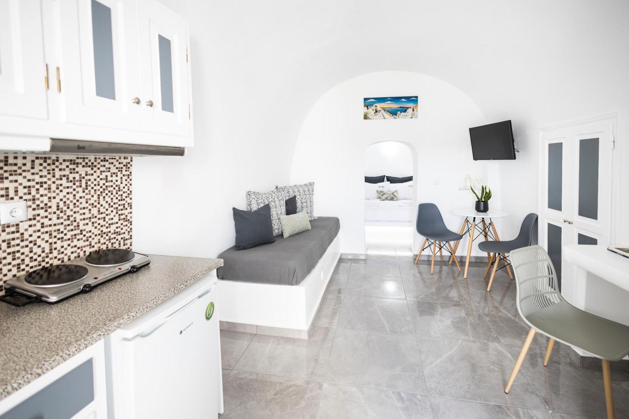 White Side Apartment