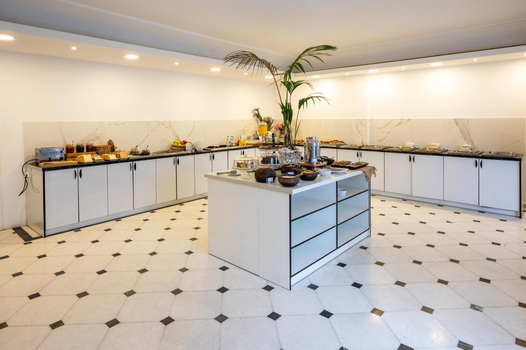 Smy Mediterranean White Santorini (adults Only) Hotel