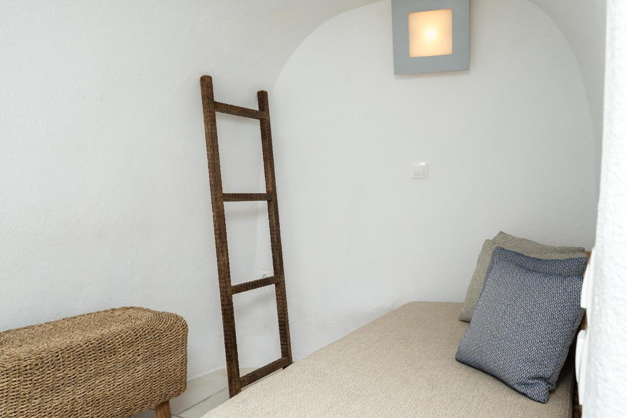 Villa Nano Oia (Santorini)