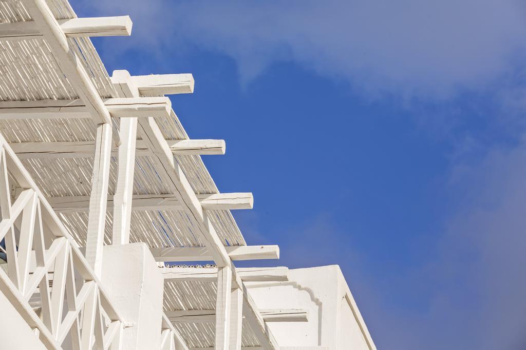 Loizos Stylish Residences Aparthotel
