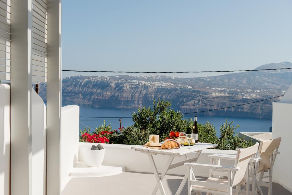 Aura Marina Santorini Apartment