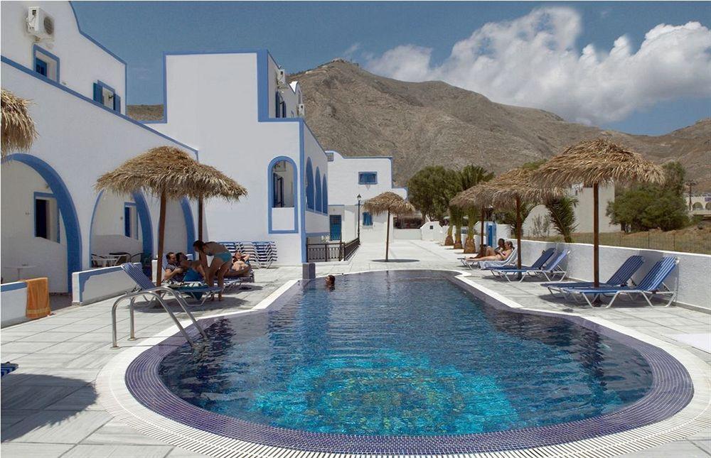 Aparthotel Valvis Perissa (Santorini)