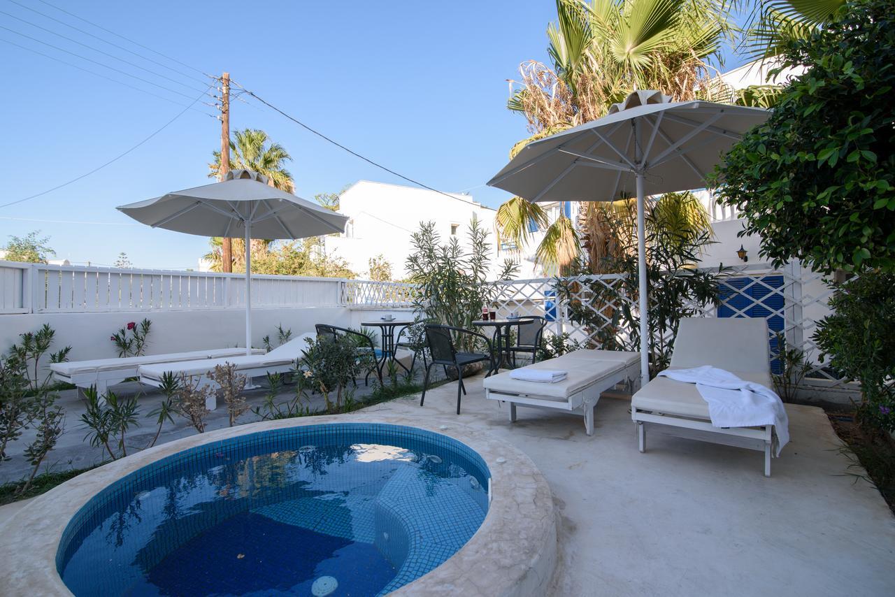 Atlas Boutique Kamari (Santorini)