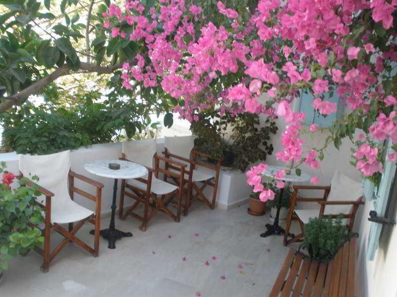 Kymata Hotel 2*