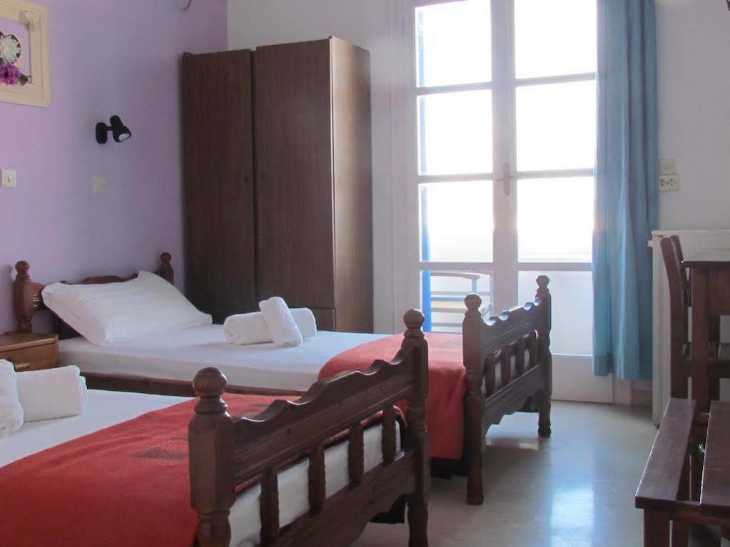 Hotel Cyclades Karterados (Santorini)