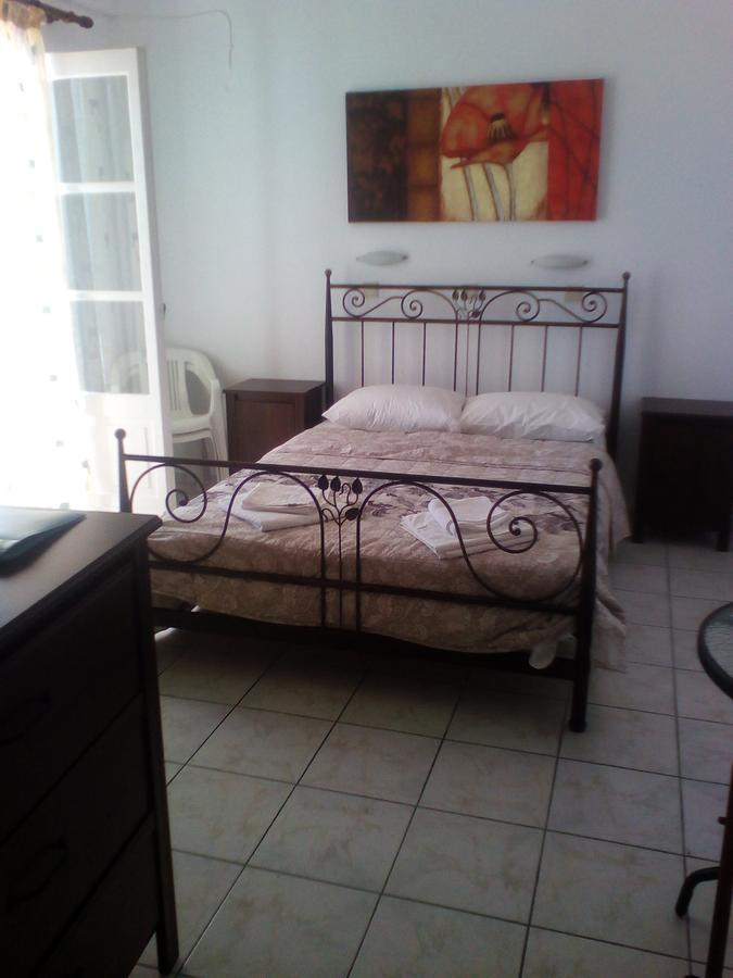 To Let Rena Guest house