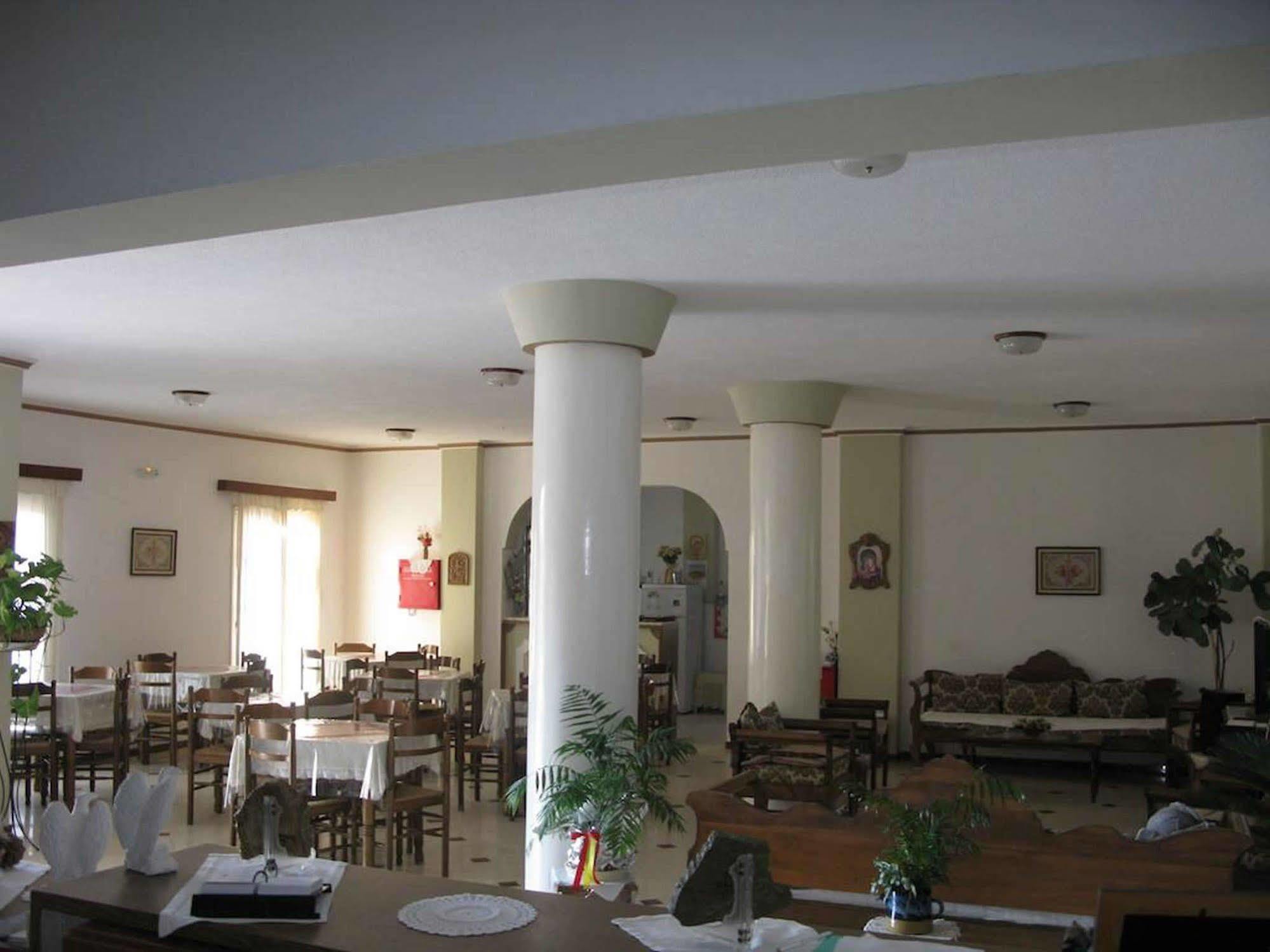 Hotel Adonis (adults Only) 2*