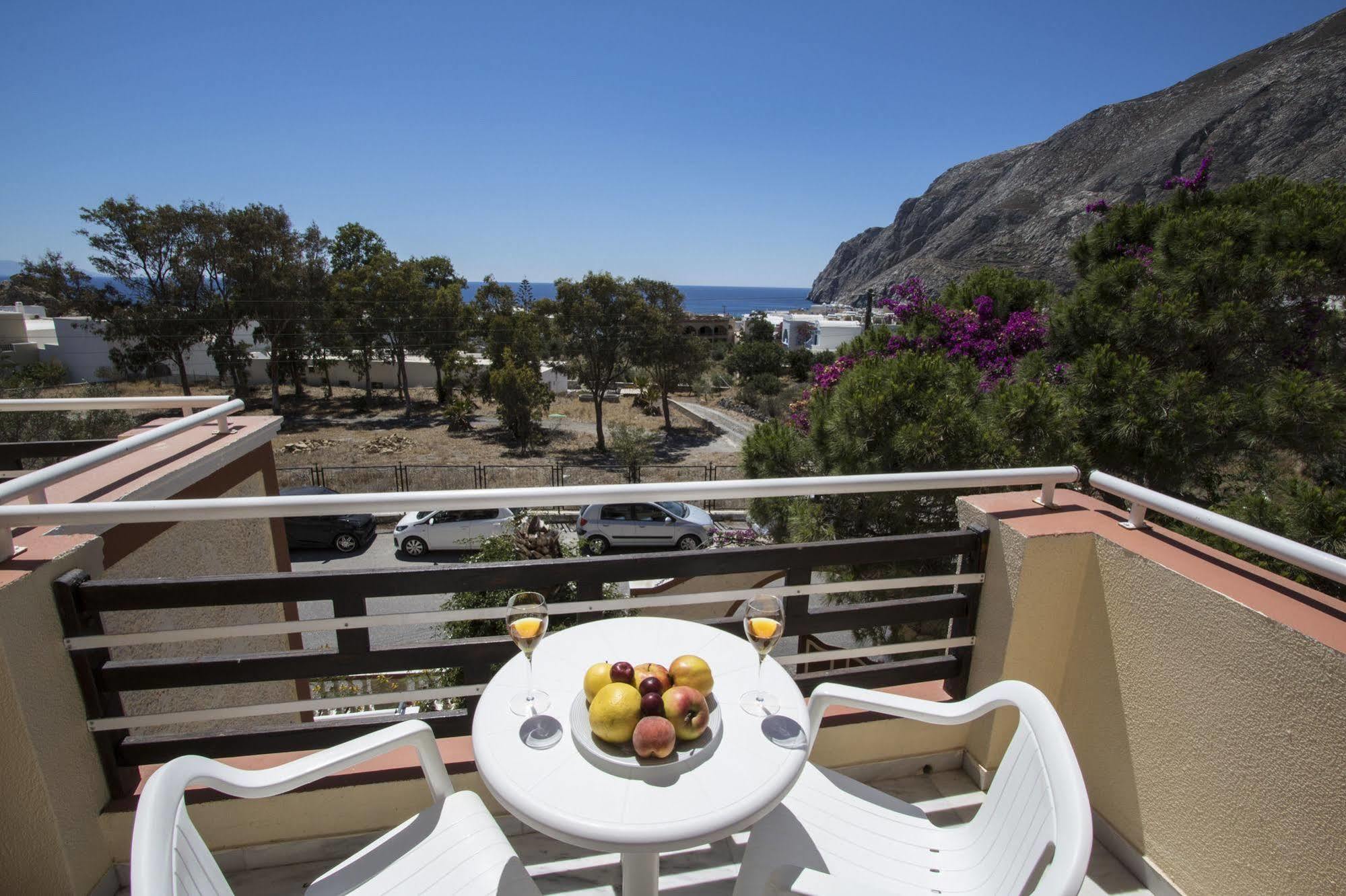 Adonis (adults Only) 2* Kamari (Santorini)