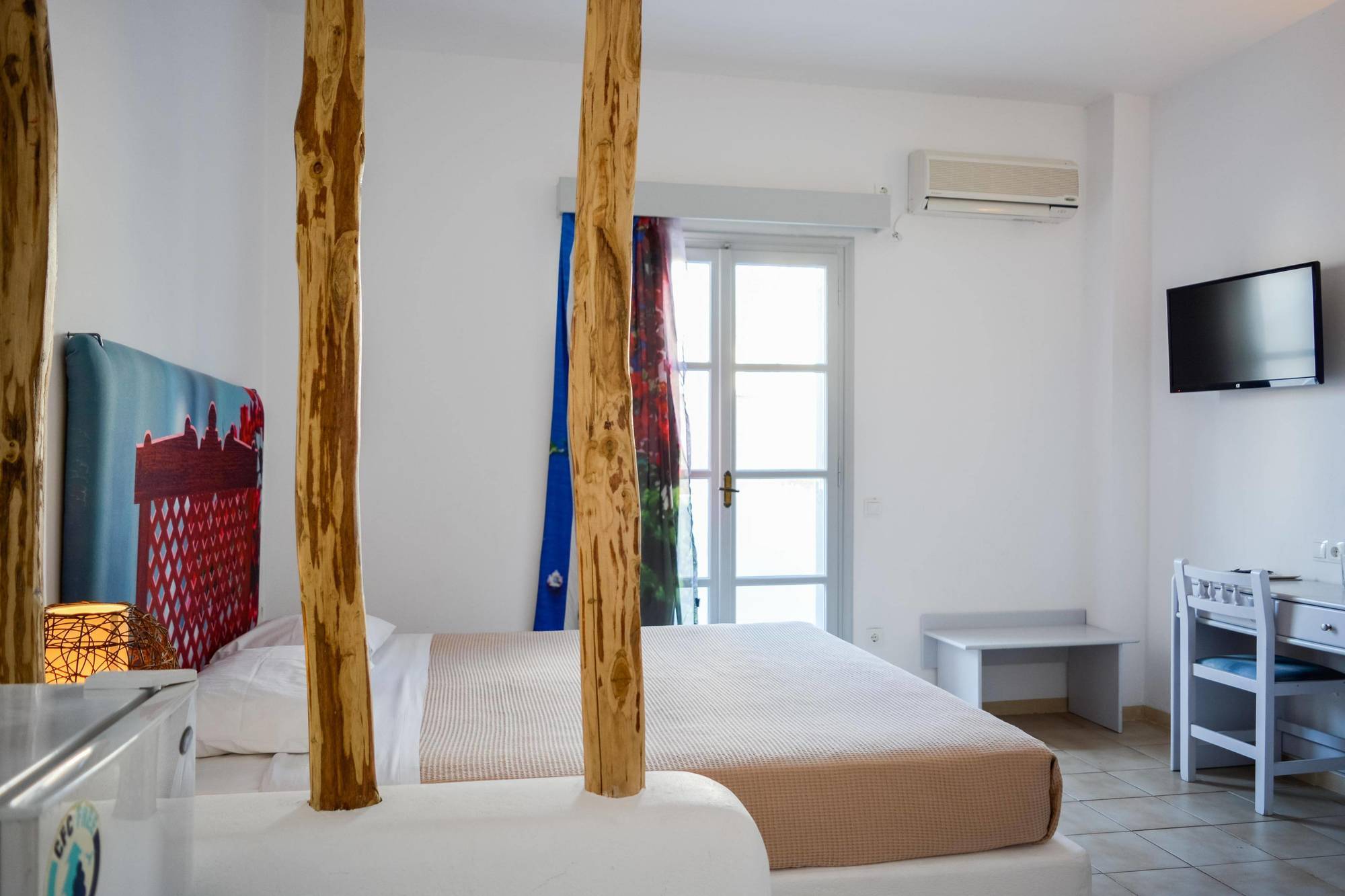 Hotel Atlas Boutique Kamari (Santorini)