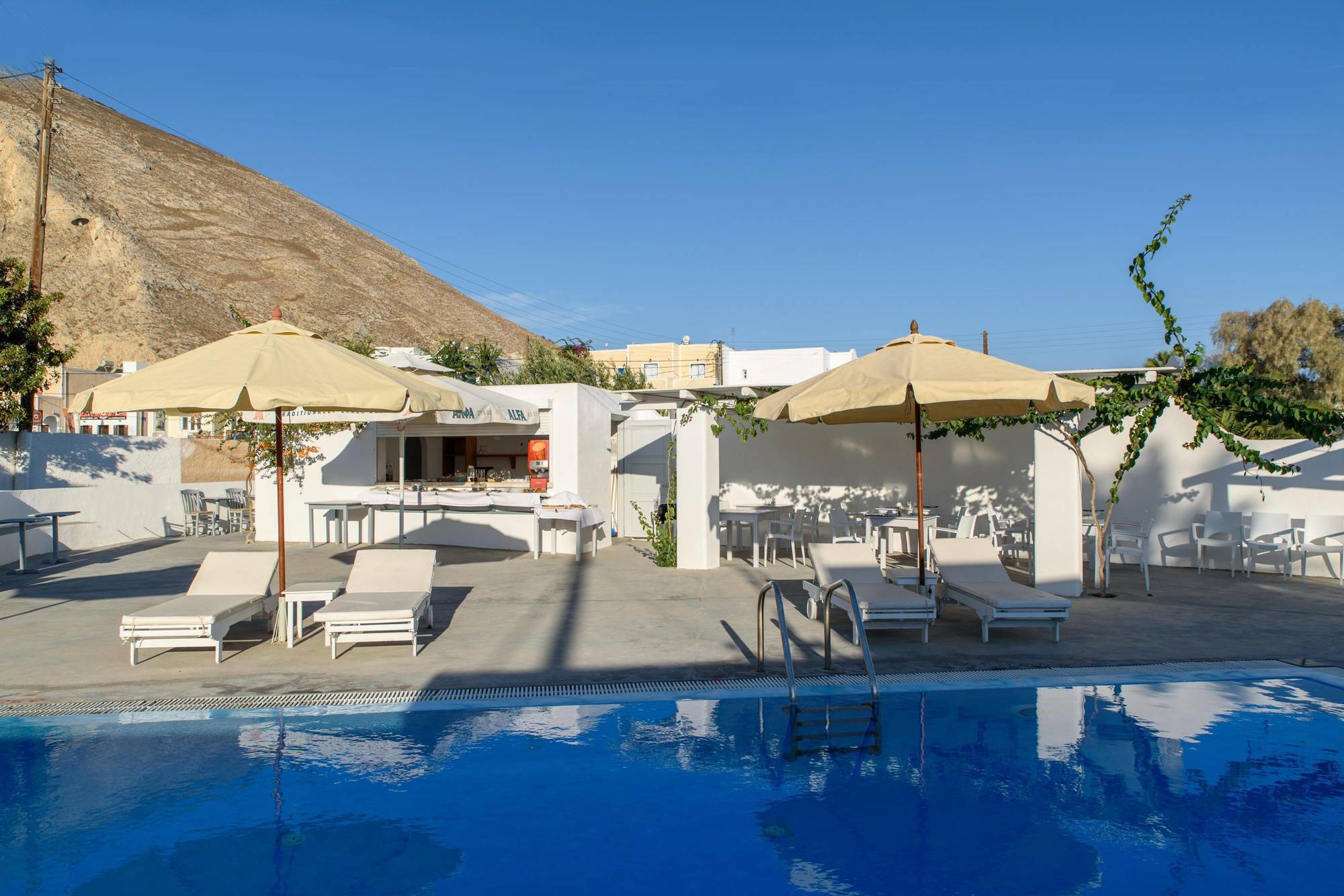 Atlas Boutique Hotel Kamari (Santorini)