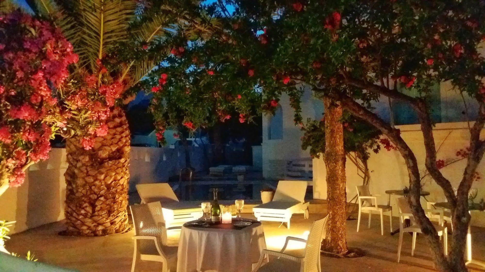 Kymata 2* Kamari (Santorini)