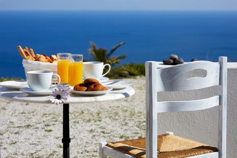 Hotel Golden East 3*