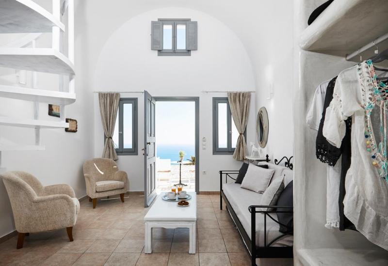 Golden East Hotel Santorini Island